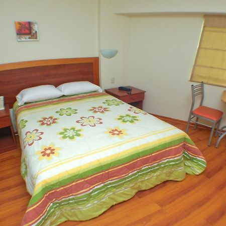 Hotel Sunflowers Inn Lima Exterior photo