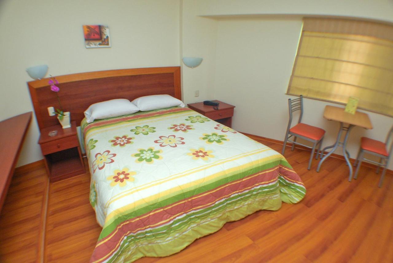 Hotel Sunflowers Inn Lima Exterior photo
